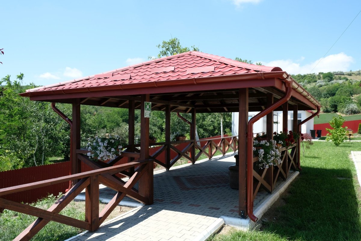 Căminul din Rășcani, un loc pentru „odihna bătrâneții” 303985