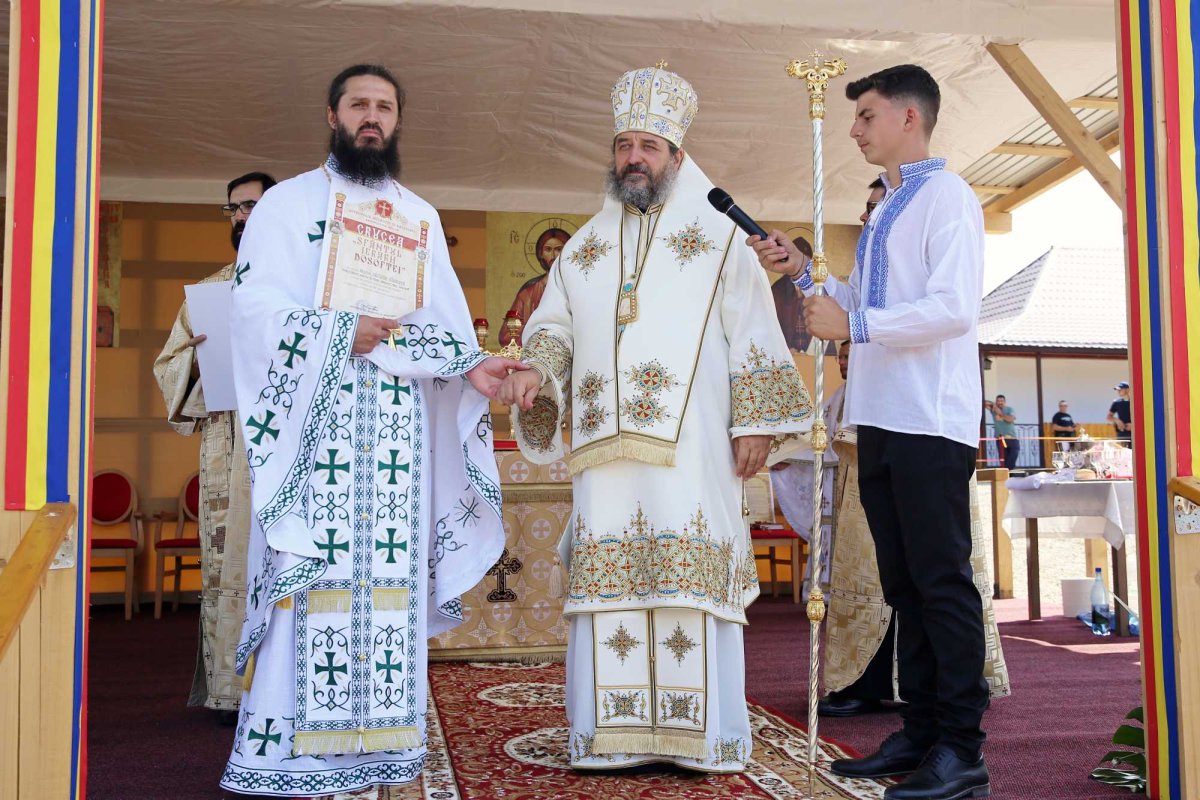 Sfințirea Paraclisului Schitului „Sfântul Mina” din Borlești 303960