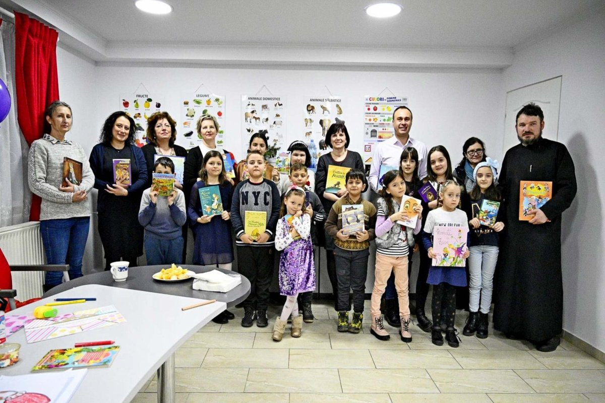 Sprijin pentru copiii aflaţi în situaţii dificile, la Deva 304057