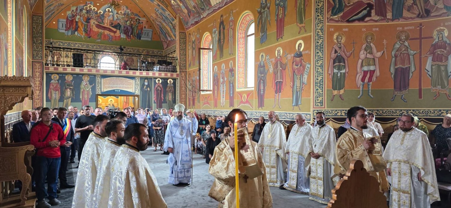 Binecuvântarea clopotniței din Suharău, Botoșani 304106