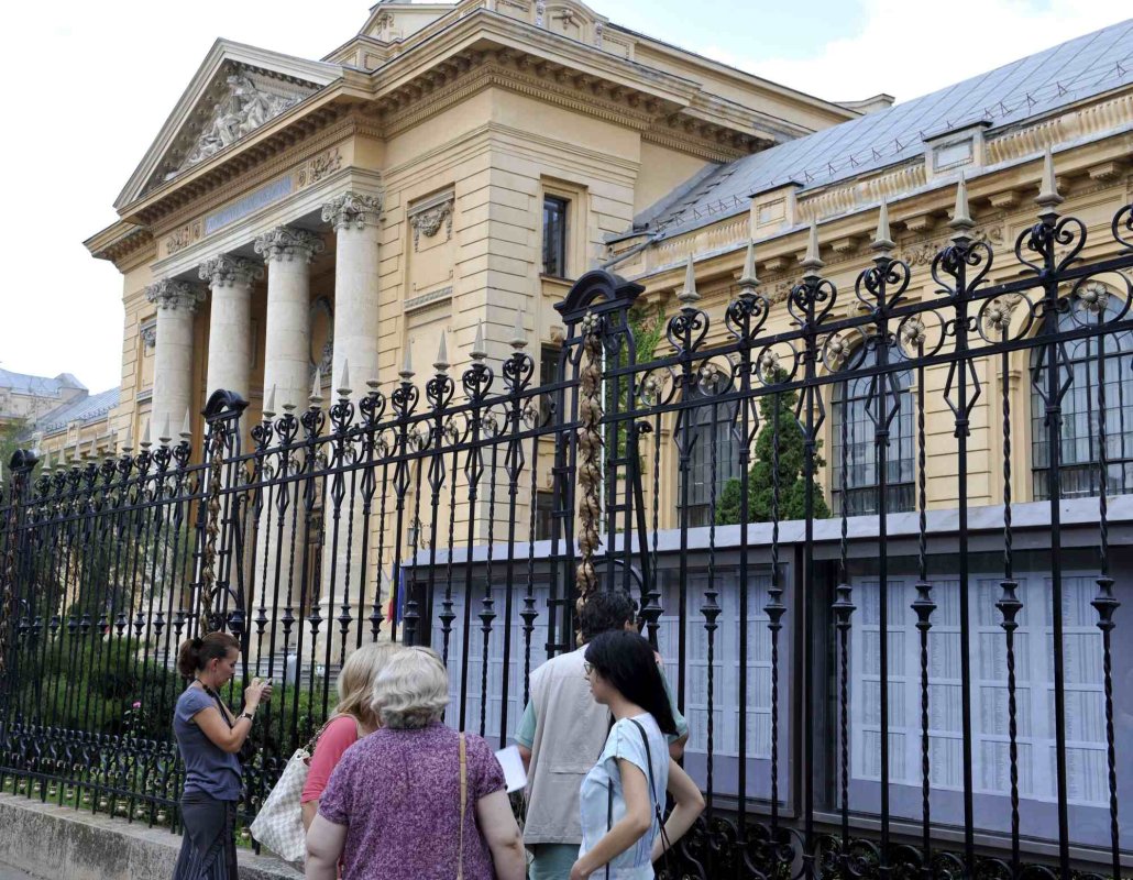 Universitățile de medicină vor mări taxele pentru studenții străini 304152