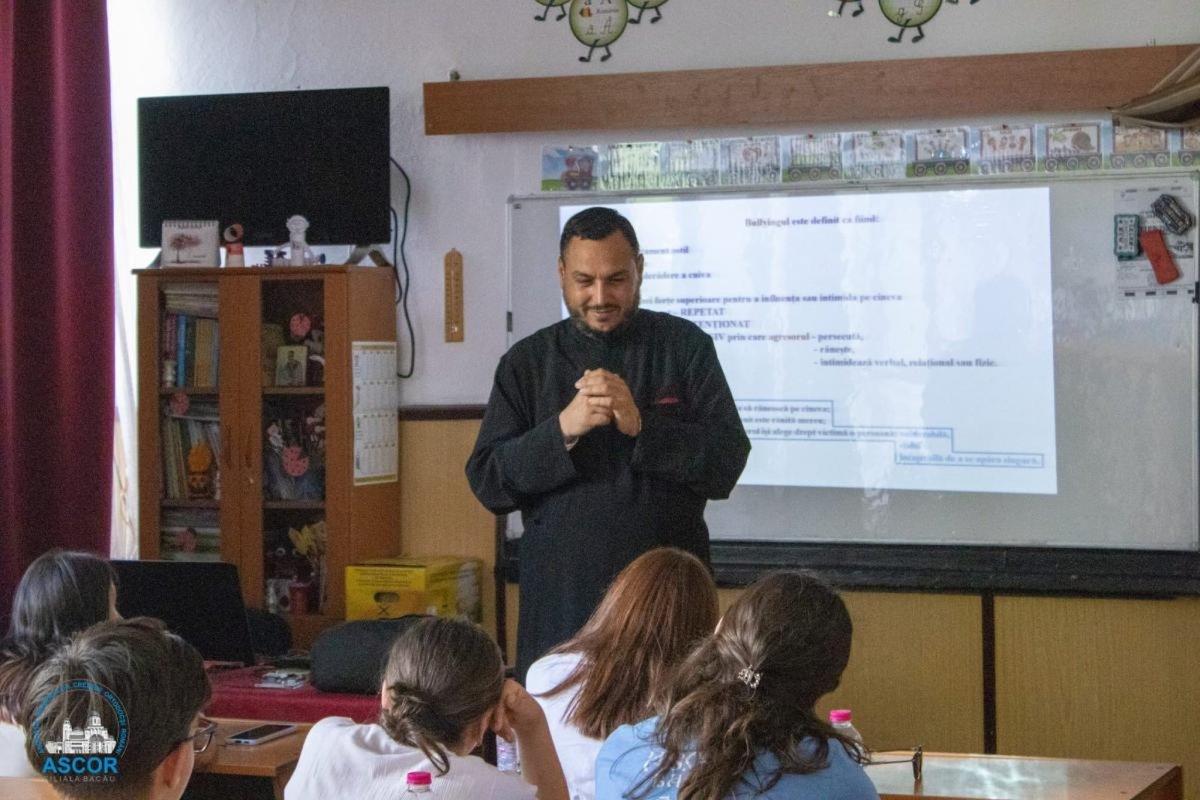 Întâlniri ale tinerilor ortodocși la Onești 304173