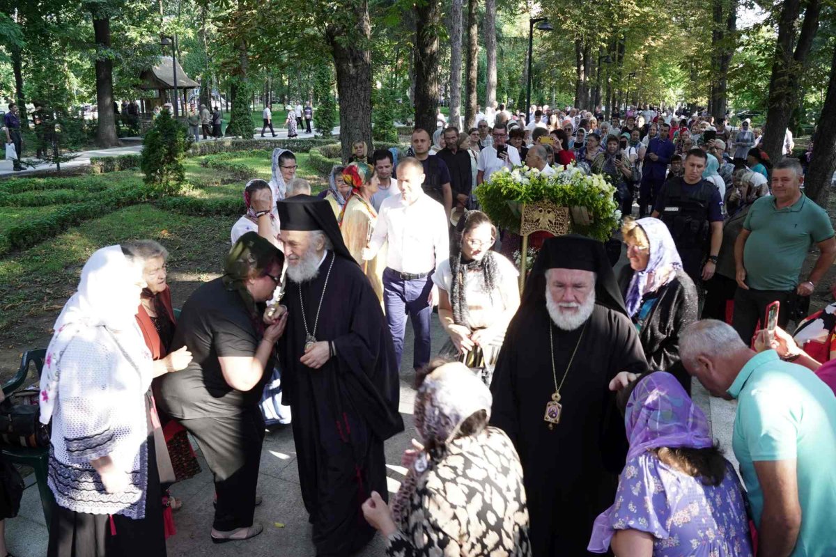 Hramul unei mănăstiri misionare din judeţul Brăila 304421