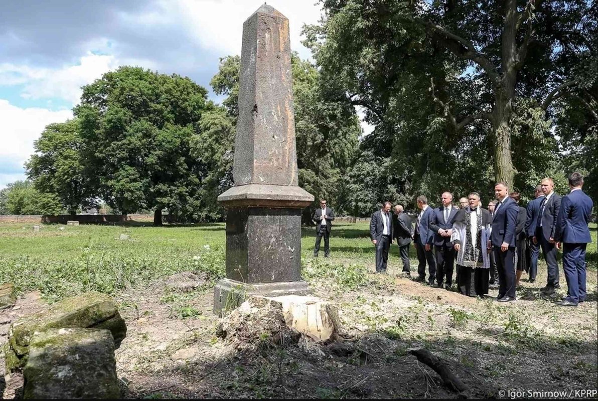 Polonia condiționează aderarea Ucrainei la UE 304390