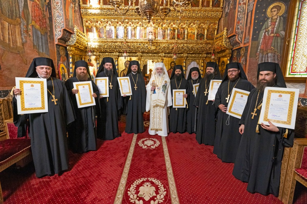 Moment de bucurie și împlinire pentru clerici din Eparhia Bucureștilor 304654