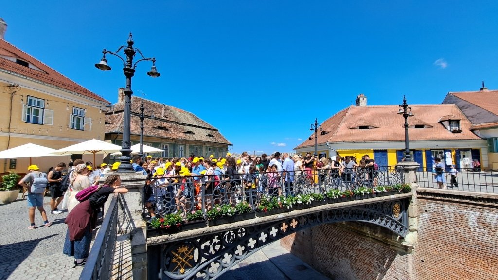 Copii din Republica Moldova şi România în tabără la Făgăraş 304797