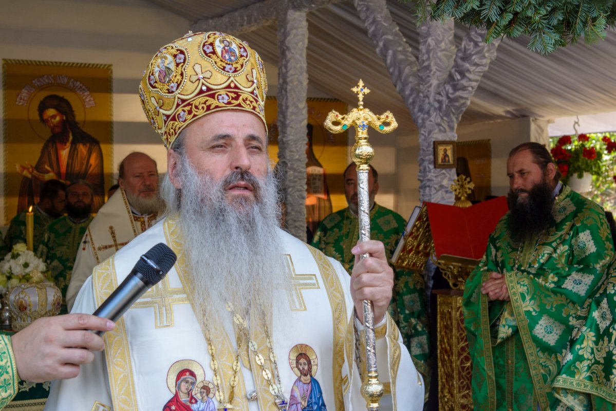 Sfântul Ioan Iacob a fost cinstit în localitatea sa natală 304989