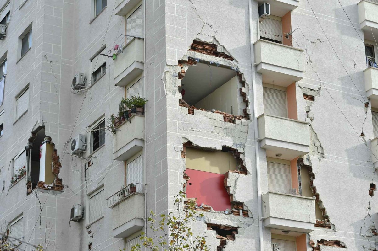 Platformă informatică pentru evaluarea clădirilor cu risc seismic 305001