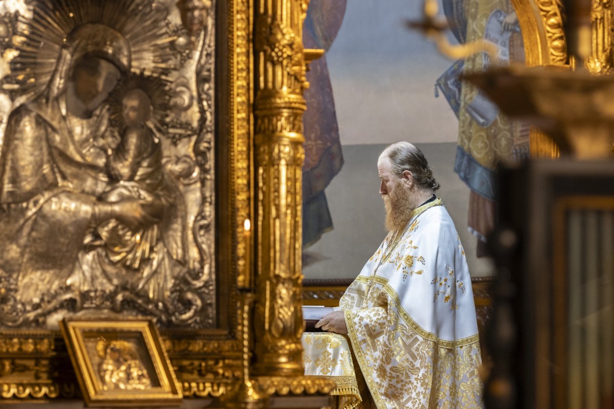 Sărbătorirea hramului istoric al Mănăstirii Cernica 305058