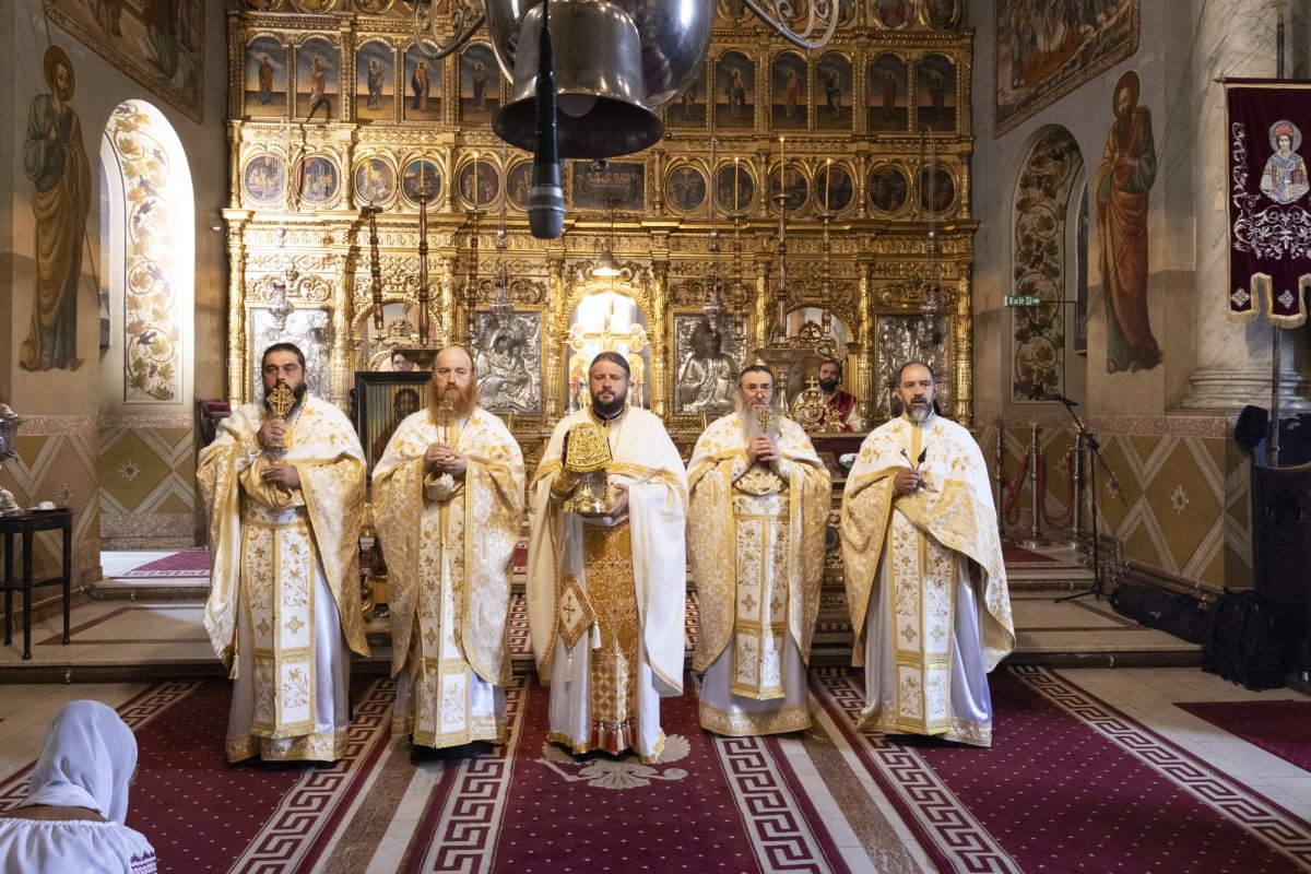 Sărbătorirea hramului istoric al Mănăstirii Cernica 305083