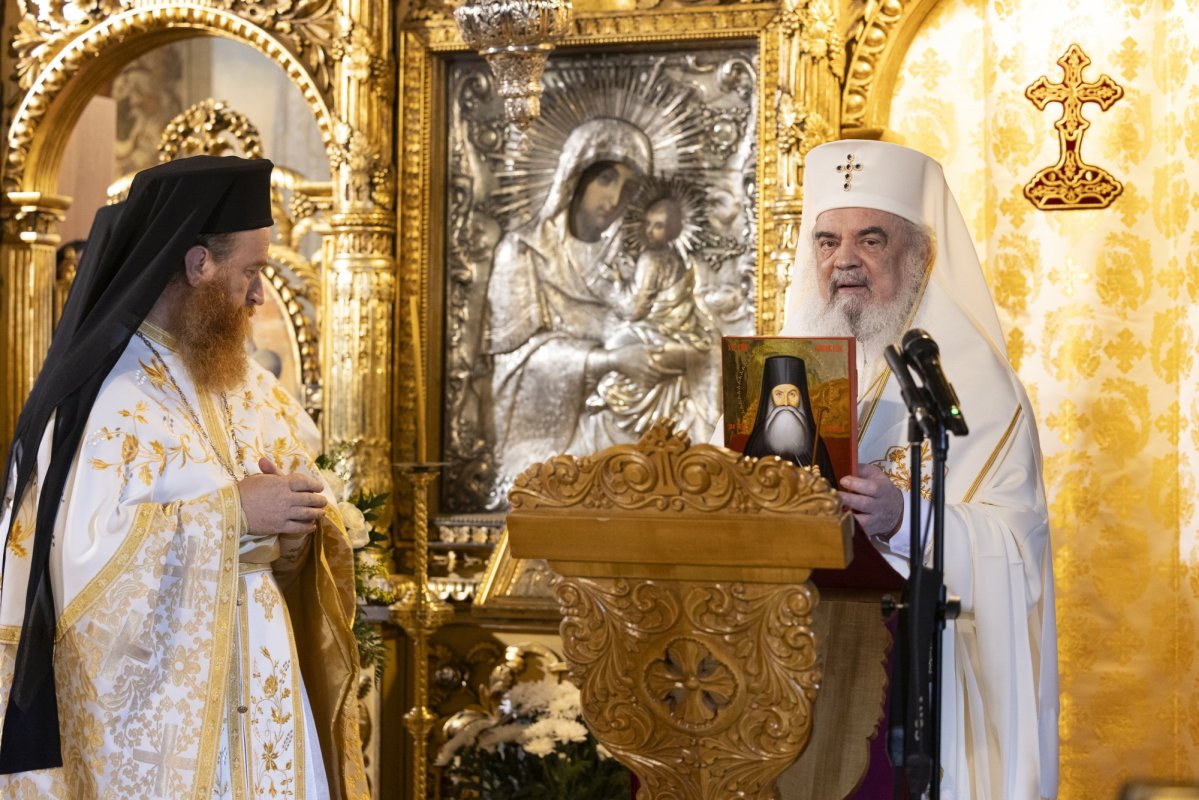 Sărbătorirea hramului istoric al Mănăstirii Cernica 305112