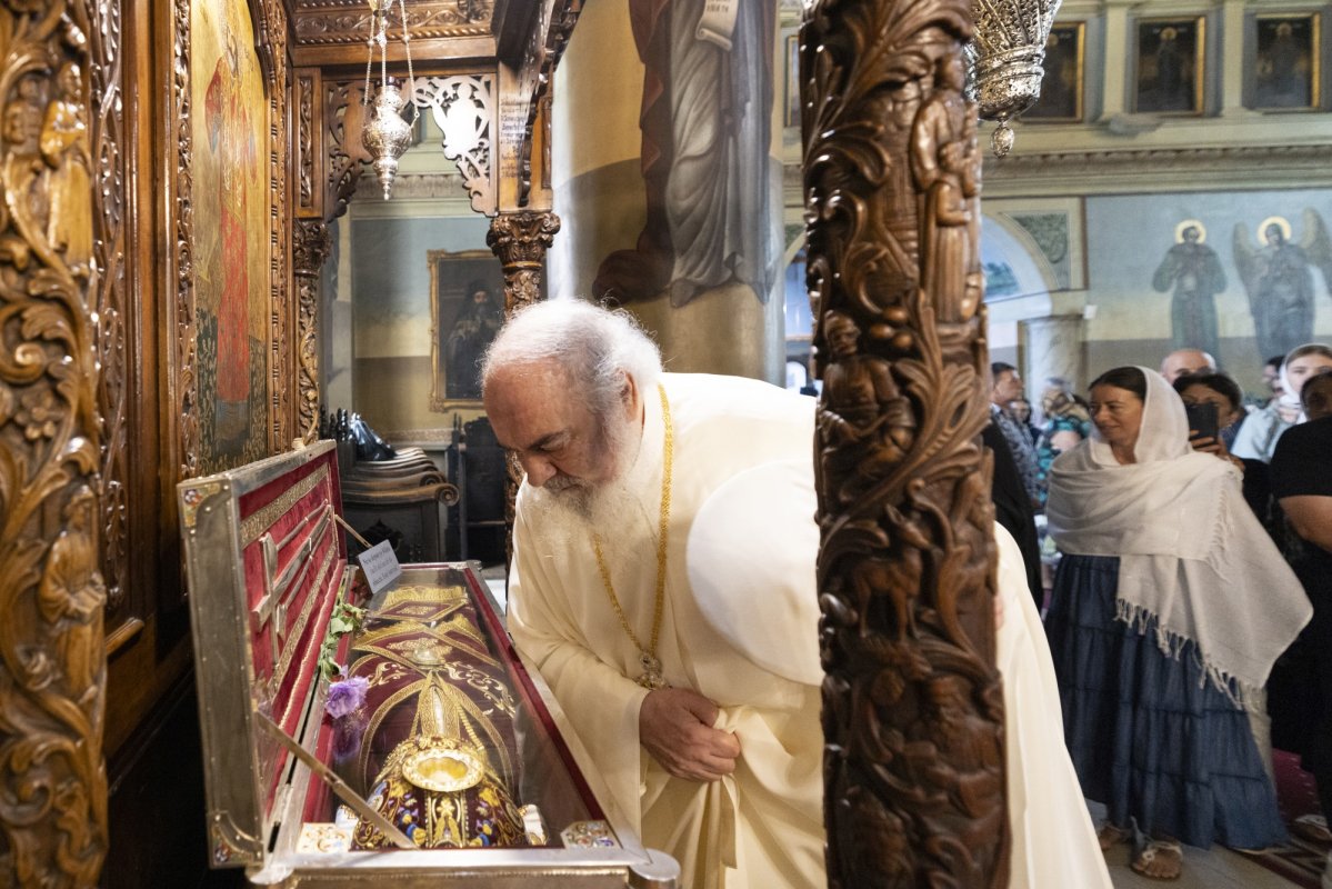 Sărbătorirea hramului istoric al Mănăstirii Cernica 305113