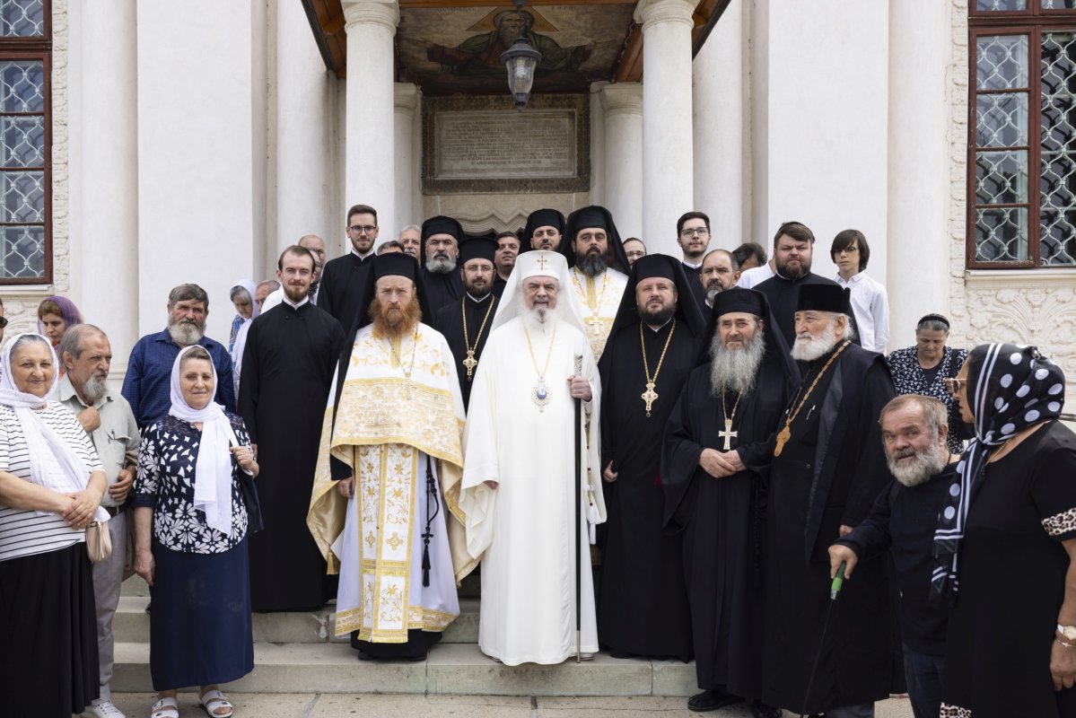 Sărbătorirea hramului istoric al Mănăstirii Cernica 305114