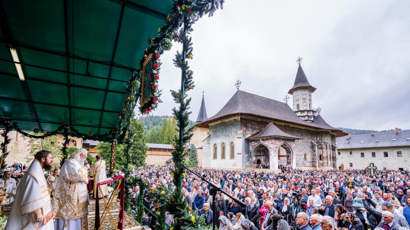 Hramul Mănăstirii Sucevița 305194