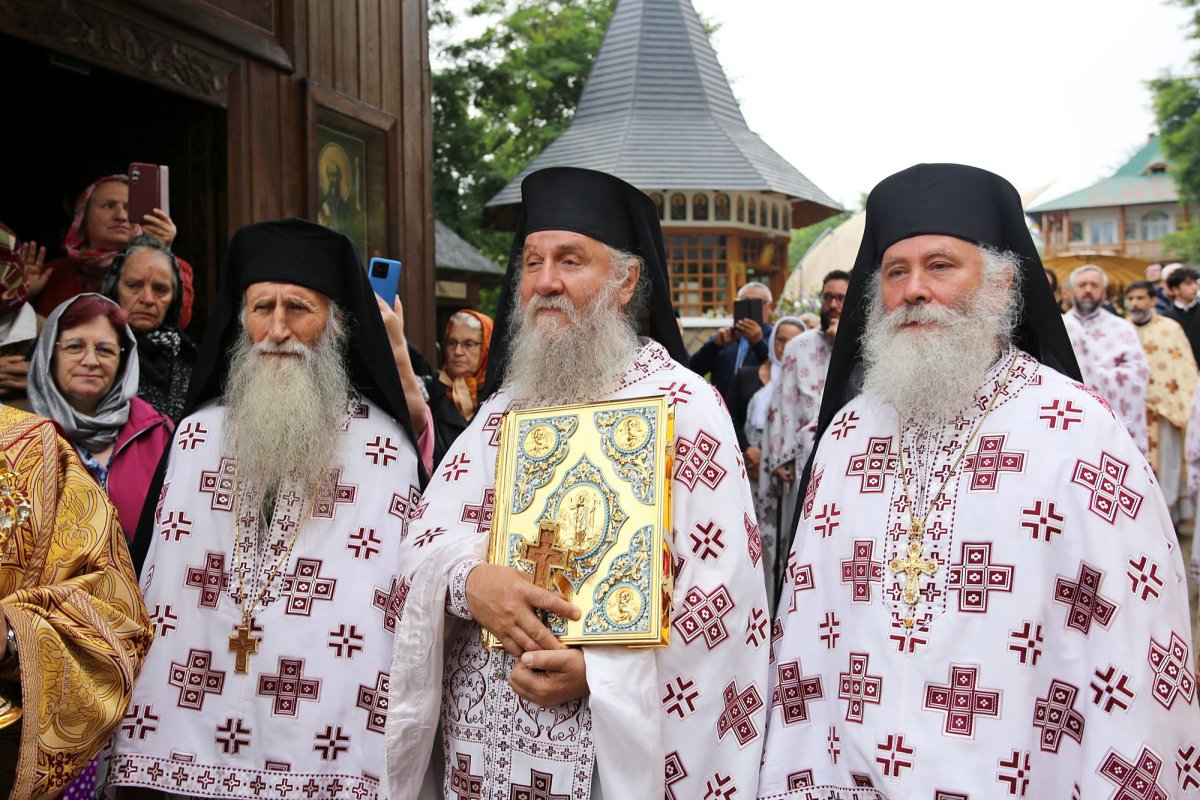 Marea sărbătoare a Mănăstirii Sihla 305250