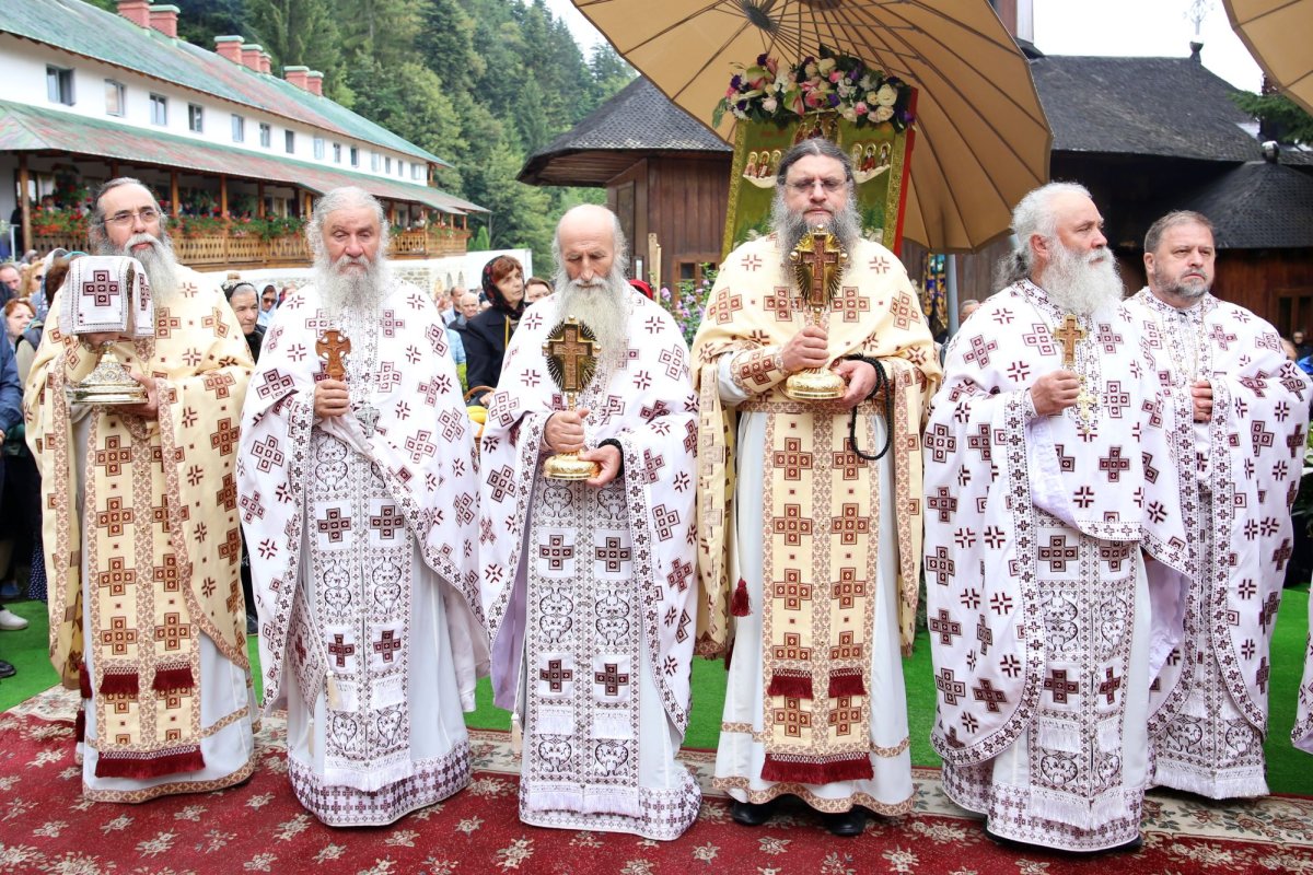 Marea sărbătoare a Mănăstirii Sihla 305263