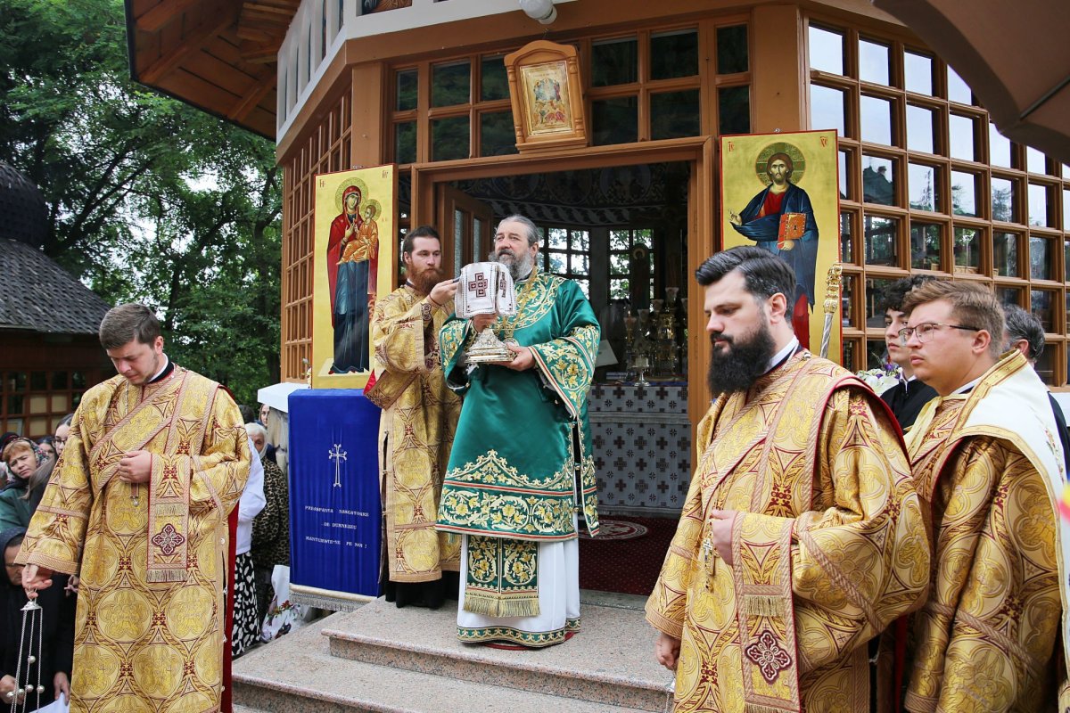 Marea sărbătoare a Mănăstirii Sihla 305264