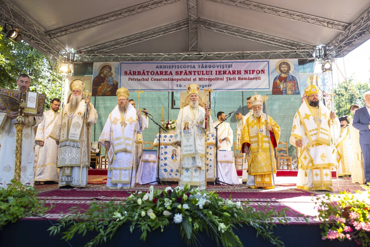 Arhiepiscopia Târgoviștei și-a cinstit ocrotitorul spiritual 305593