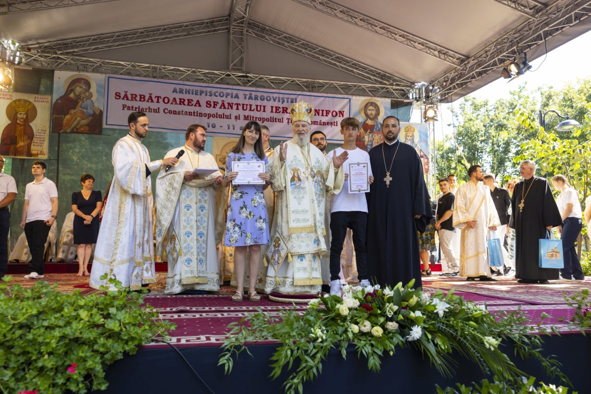 Arhiepiscopia Târgoviștei și-a cinstit ocrotitorul spiritual 305600