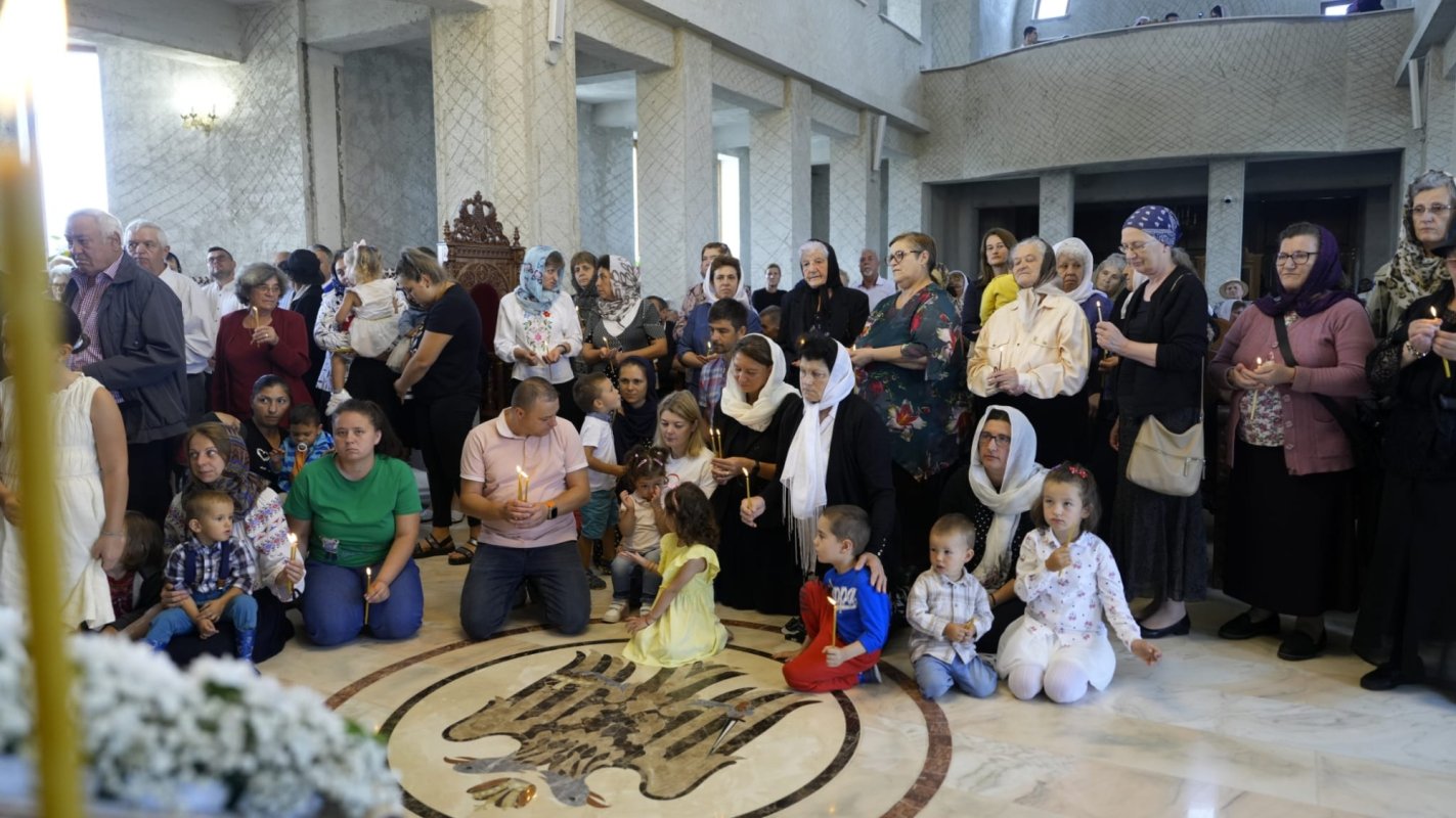 Mitropolitul Ardealului și-a sărbătorit ocrotitorul 305542