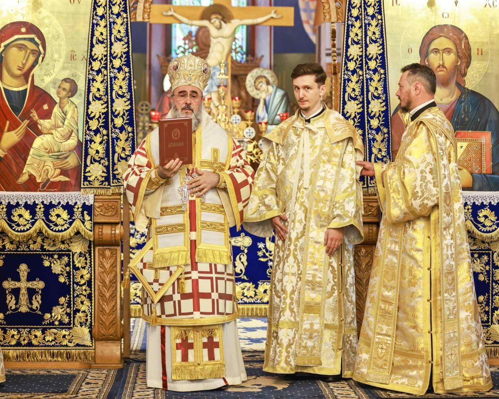 Sfântul Ierarh Nifon, sărbătorit la Catedrala Arhiepiscopală din Buzău 305623