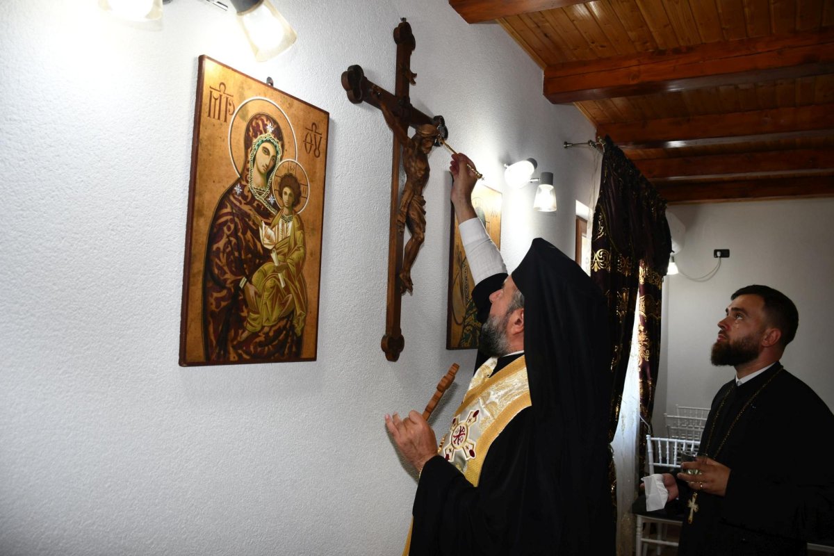 Înnoire la o parohie de pe Valea Bistrei 305822