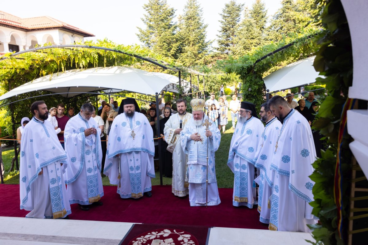 Zi de hram la Mănăstirea Ghighiu de lângă Ploiești 306006