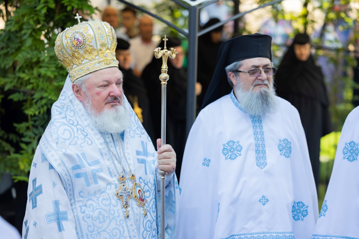 Zi de hram la Mănăstirea Ghighiu de lângă Ploiești 306010