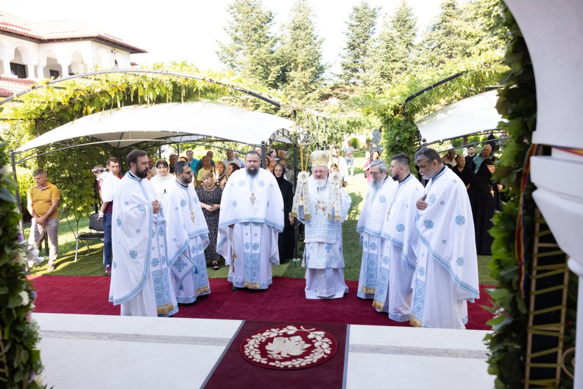 Zi de hram la Mănăstirea Ghighiu de lângă Ploiești 306015