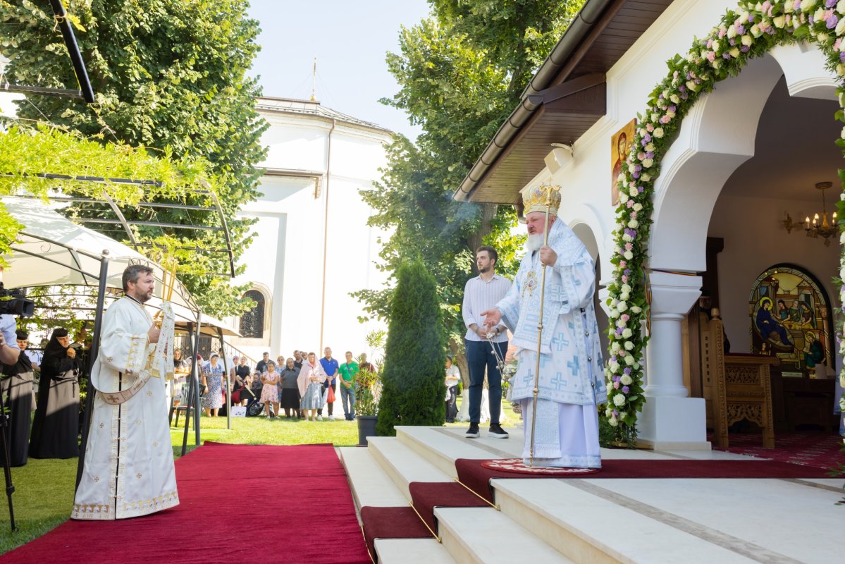 Zi de hram la Mănăstirea Ghighiu de lângă Ploiești 306026