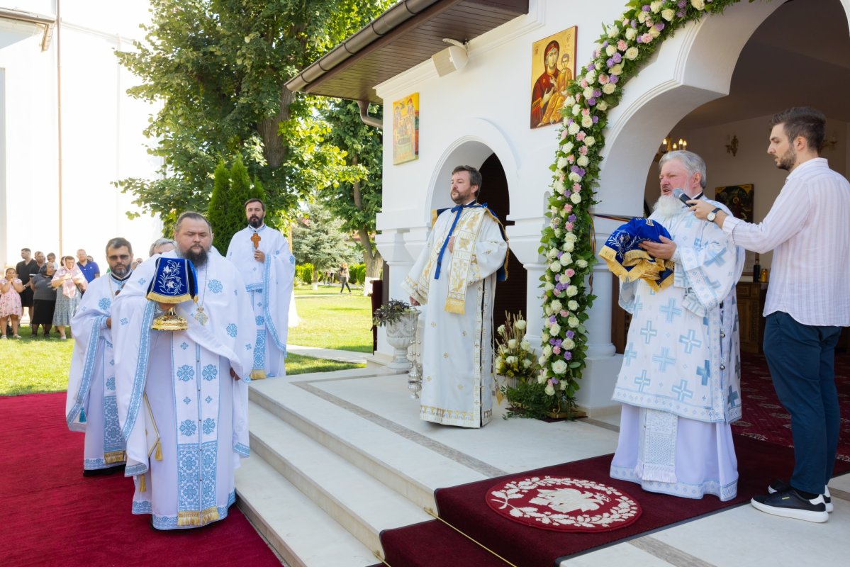 Zi de hram la Mănăstirea Ghighiu de lângă Ploiești 306027