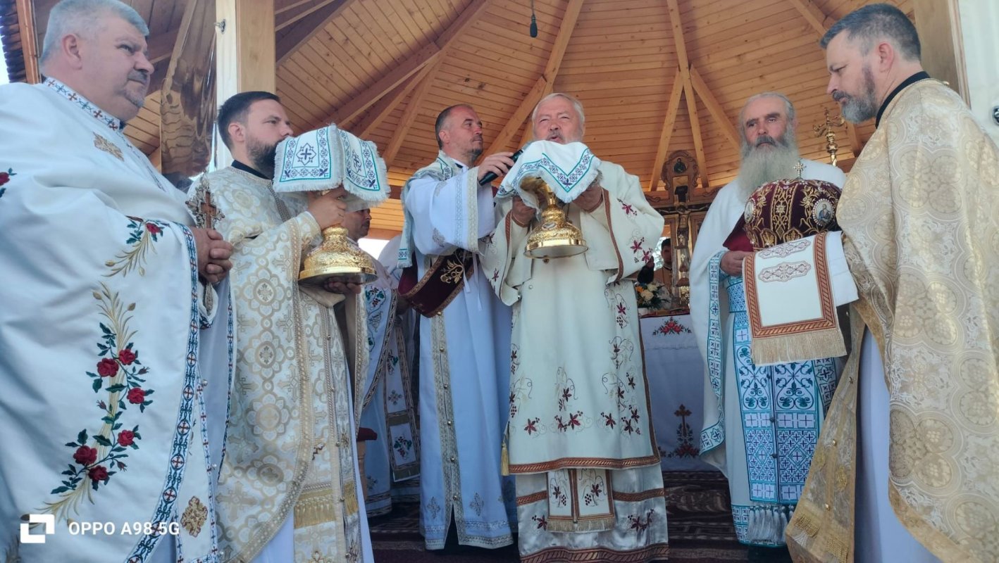 Hramul Mănăstirii „Crucea Iancului” de la Mărișel 306241