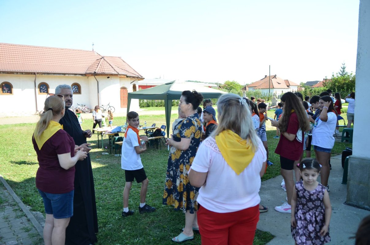 Școala de vară „Copilărie sub Acoperământul Maicii Domnului” 306257