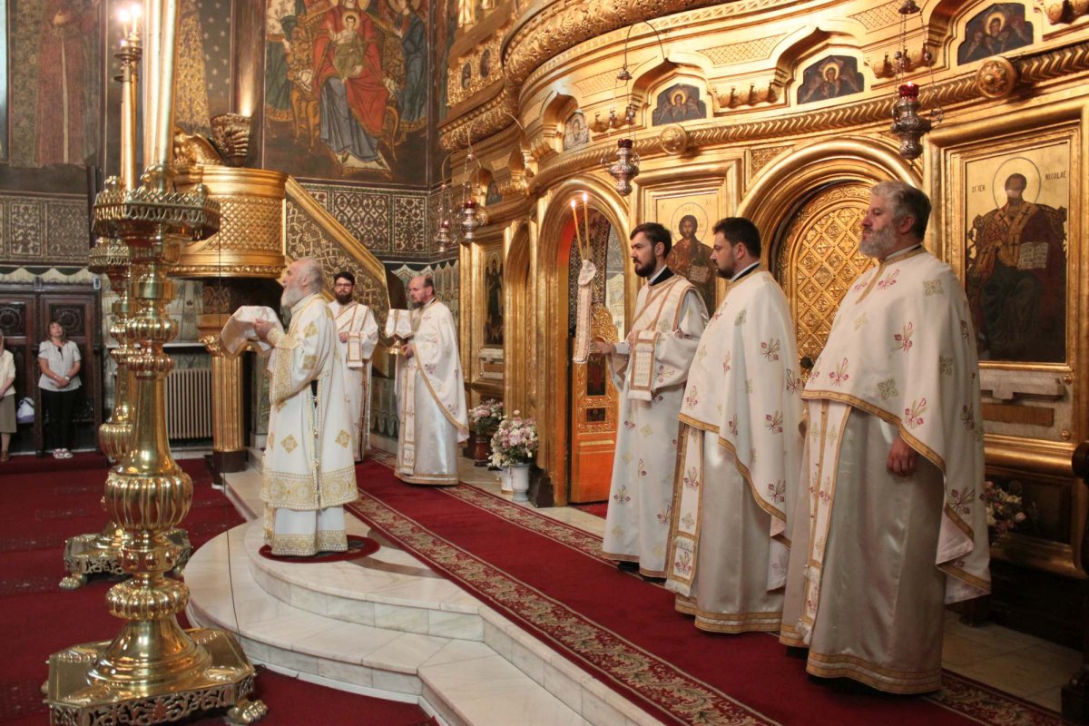 Zile de praznic și de comuniune în Eparhia Dunării de Jos 306281