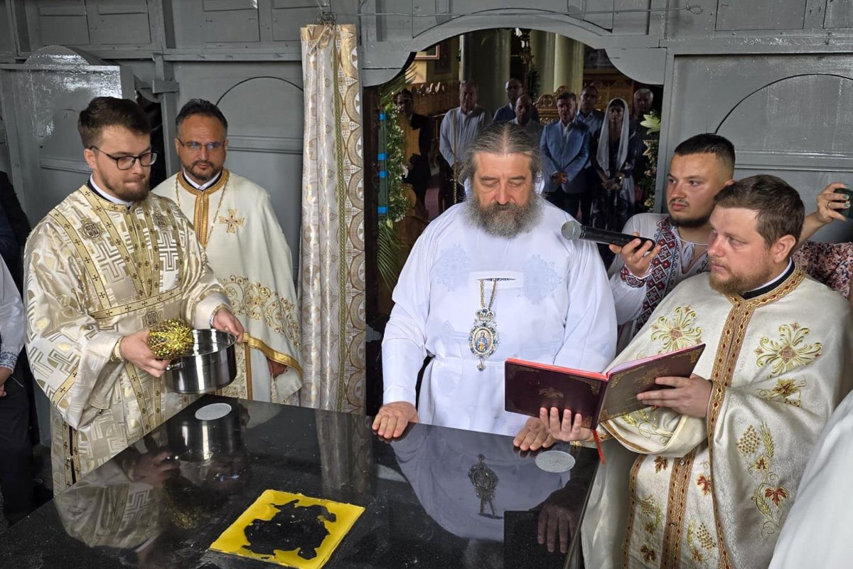 Sfințire de biserică în județul Iași 306505