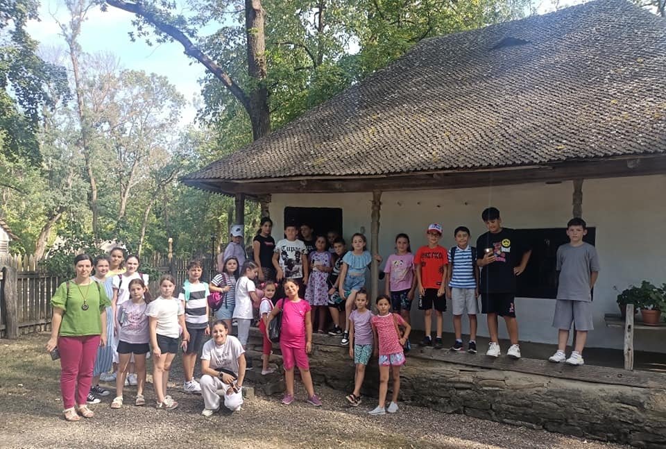 Activități de vară pentru copii organizate de parohii brăilene 306607