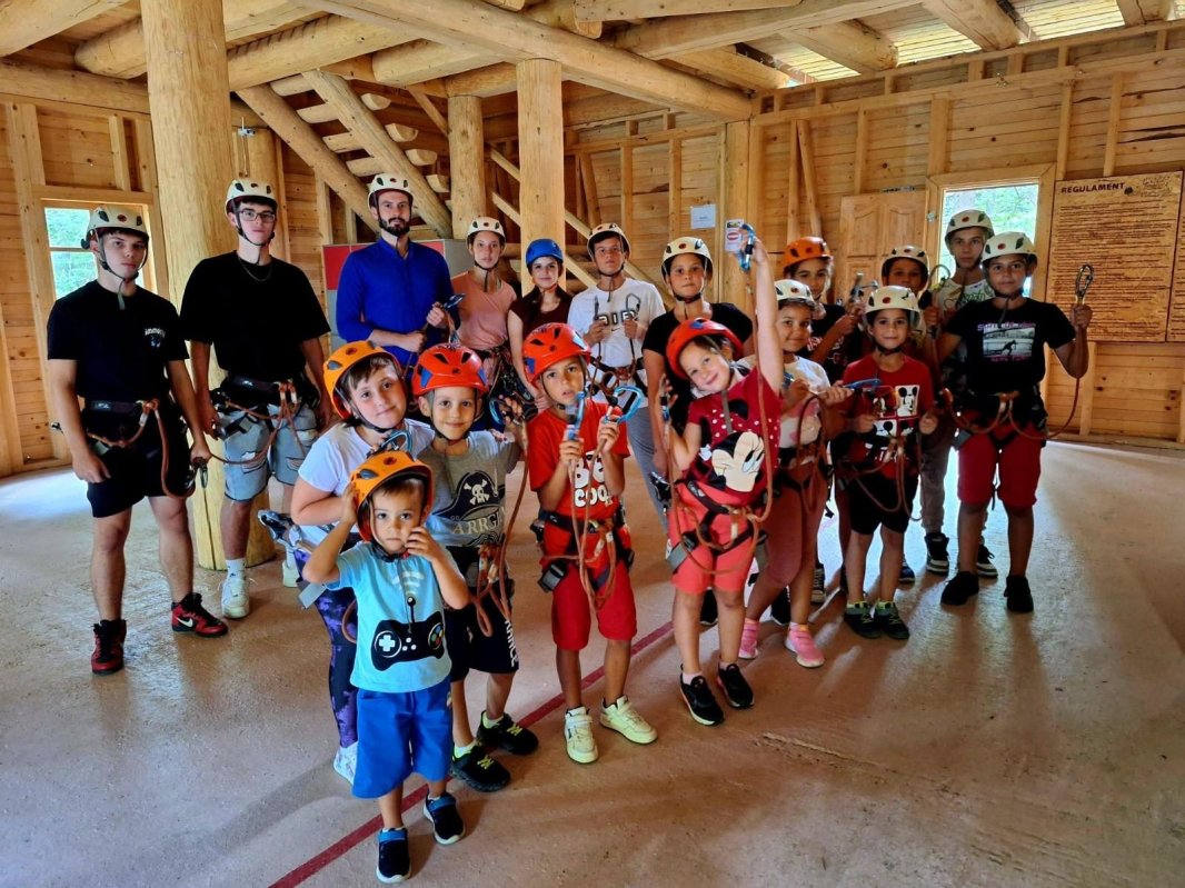 Excursie pentru tineri misionari din județul Dâmbovița  306588