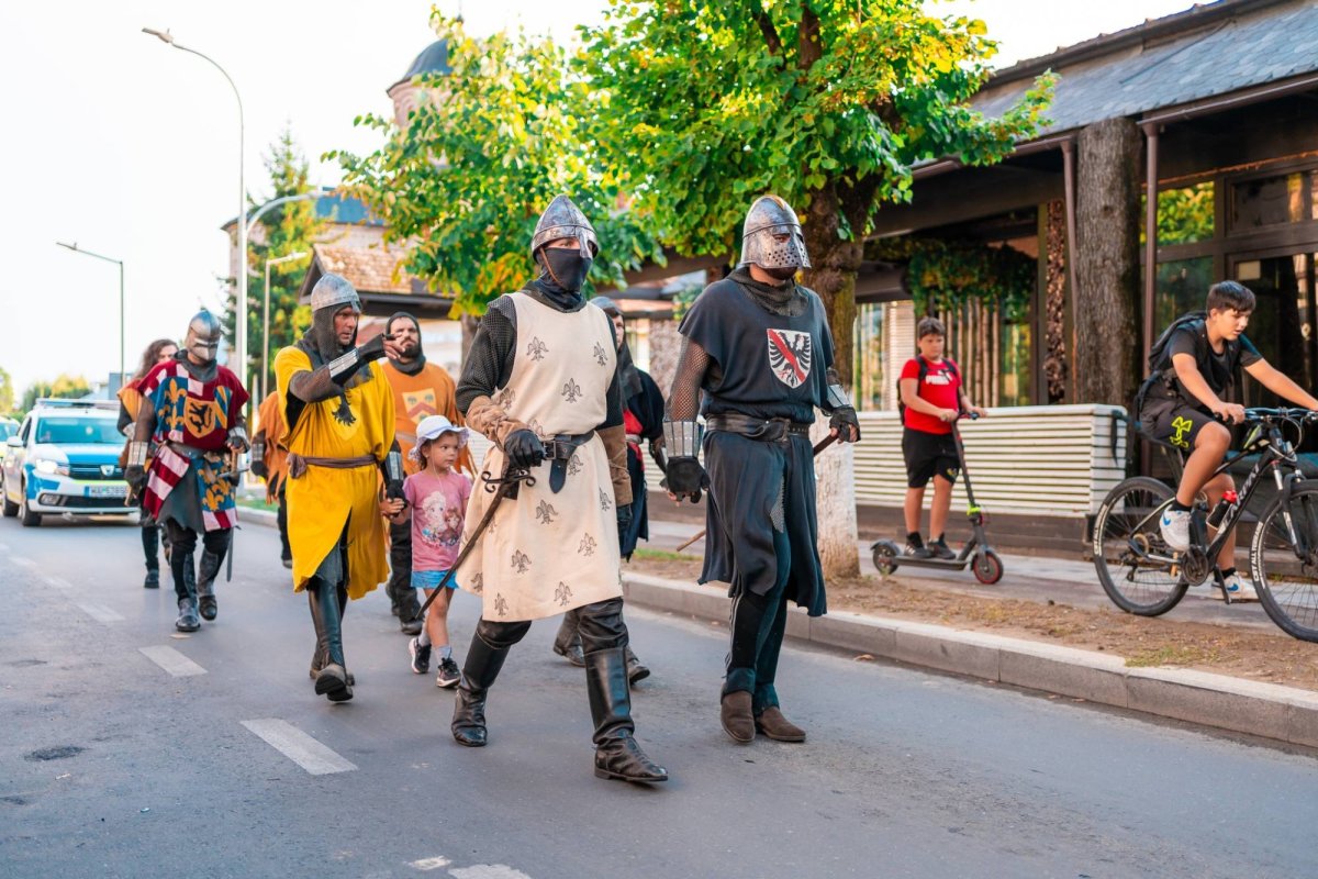 Parada voievozilor în Cetatea Basarabilor 306603