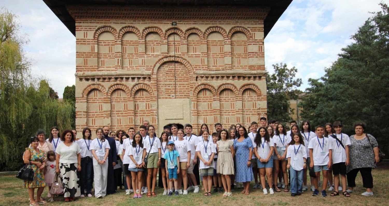 Tabără de excelență pentru elevii olimpici din Mitropolia Olteniei 306651