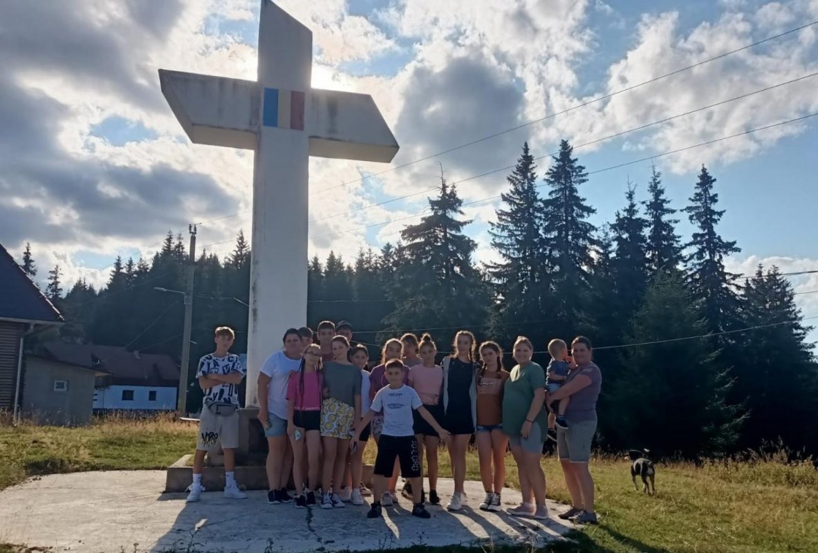 Tabără pentru copiii din centrele sociale ale Asociației Filantropia Ortodoxă Alba Iulia 306699