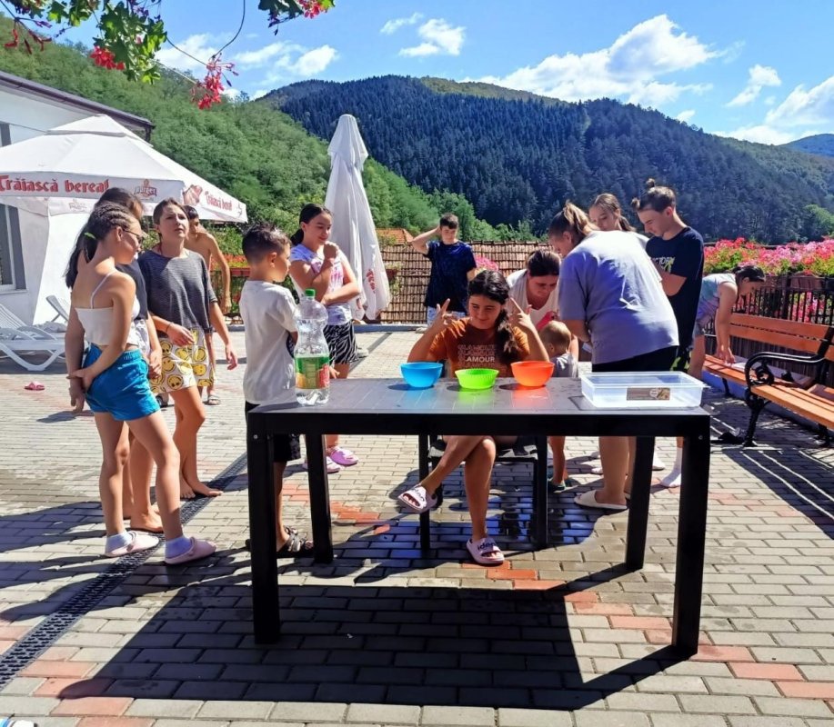 Tabără pentru copiii din centrele sociale ale Asociației Filantropia Ortodoxă Alba Iulia 306701