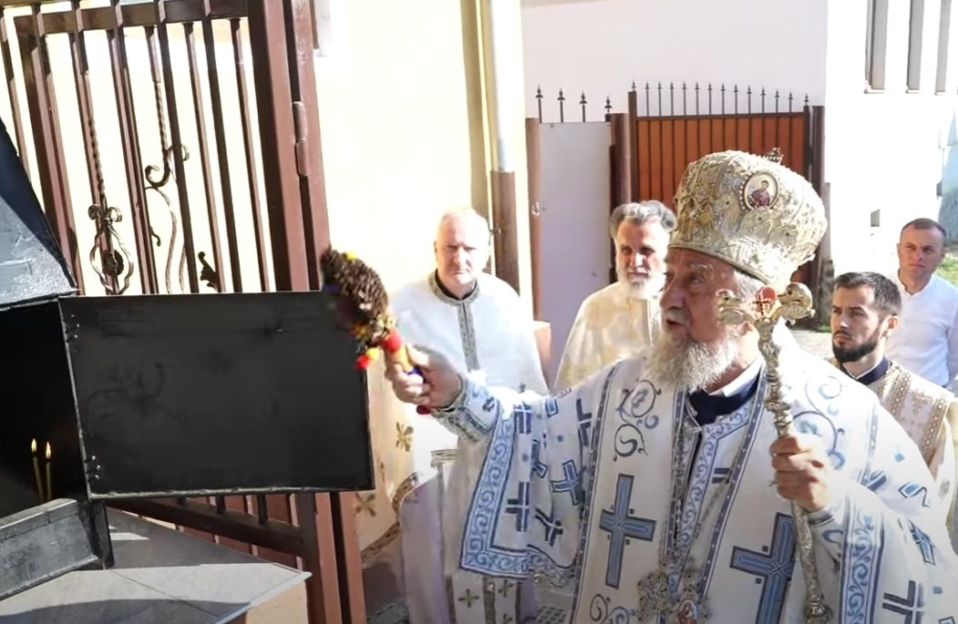 Binecuvântare arhierească într-o comunitate din județul Sibiu 306797