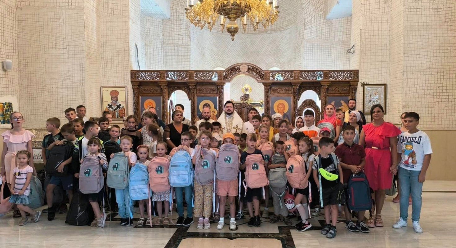 Daruri pentru școlari din Cahul, Republica Moldova 306875