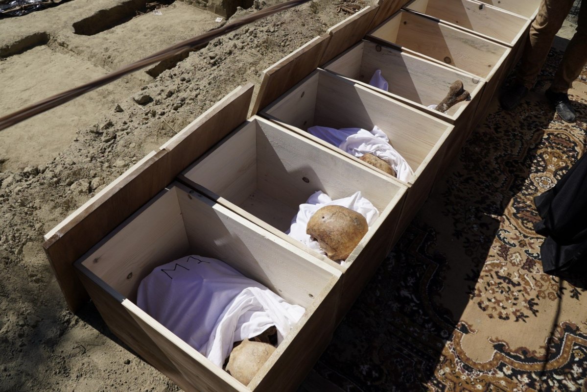 Luminoasele „candele” ale martirilor din Insula Mare a Brăilei 306828