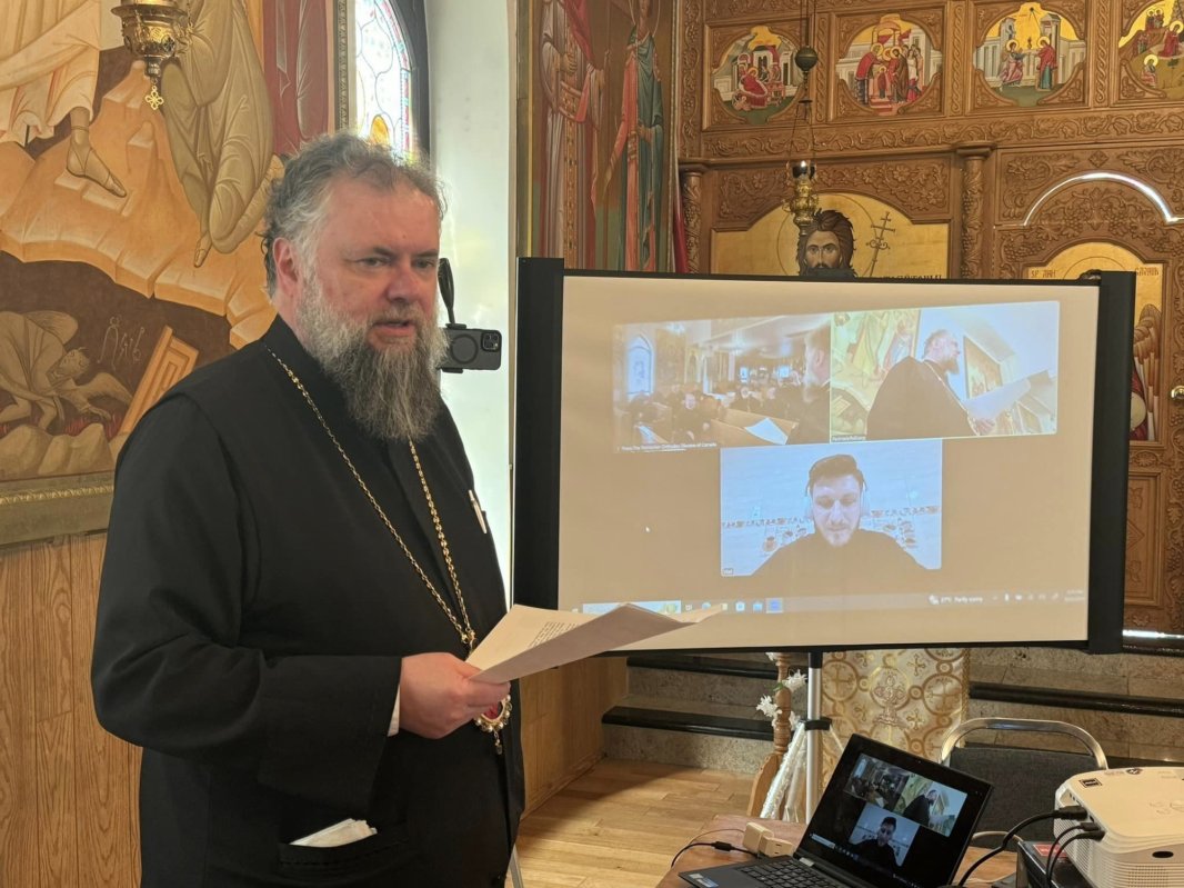 Conferință a clericilor români de pe continentul american 306946