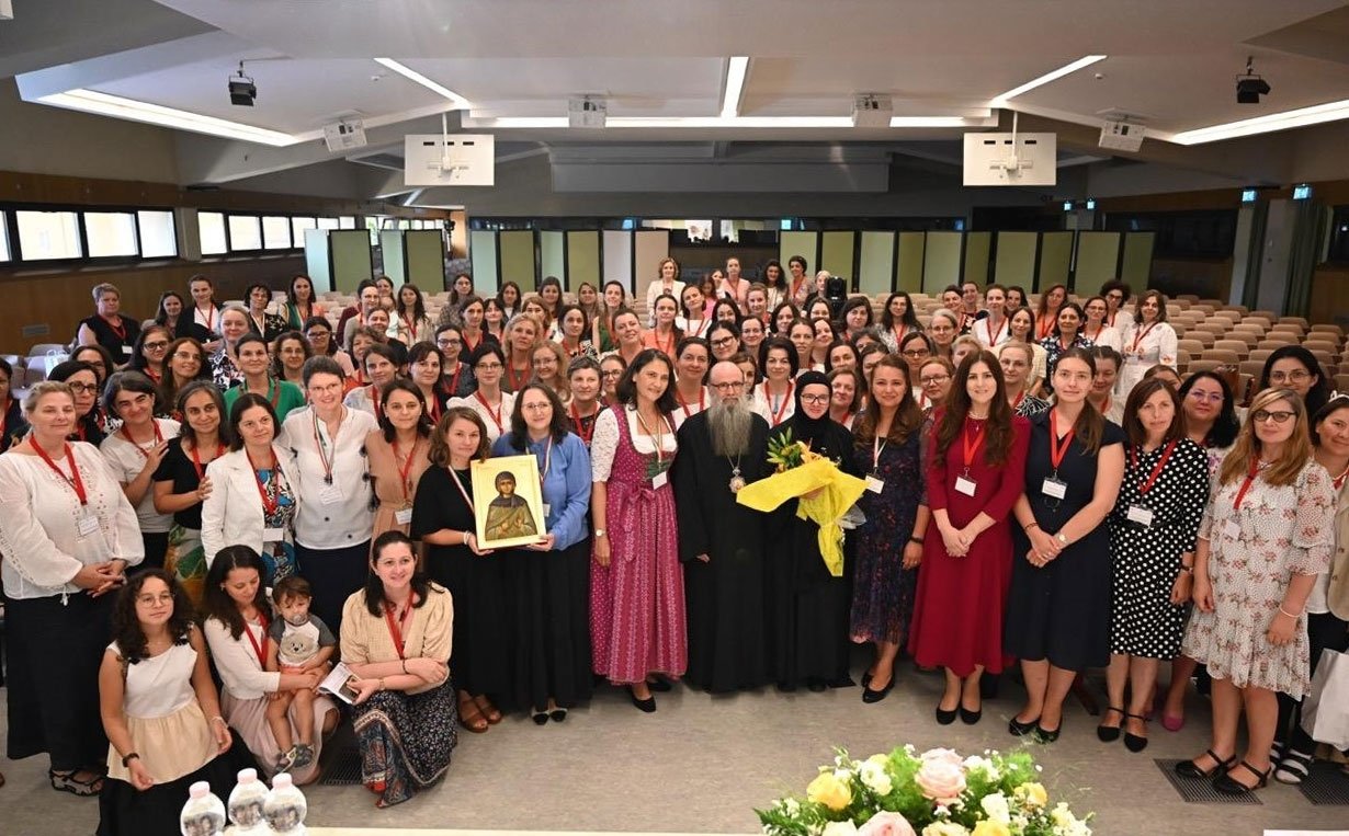 Întâlnire a Grupului internațional de preotese „Sfânta Nona” 307046