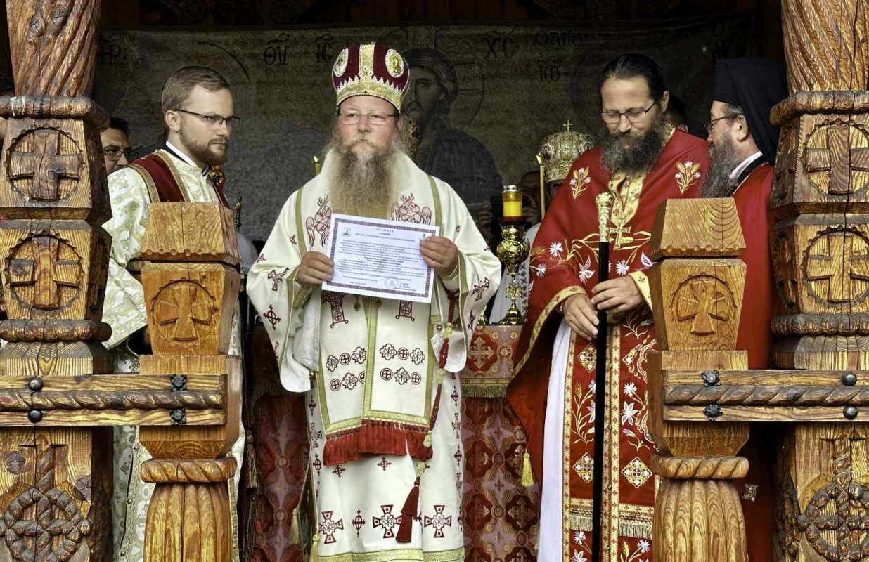 Sobor de ierarhi la sărbătoarea Mănăstirii Făgeţel 307154