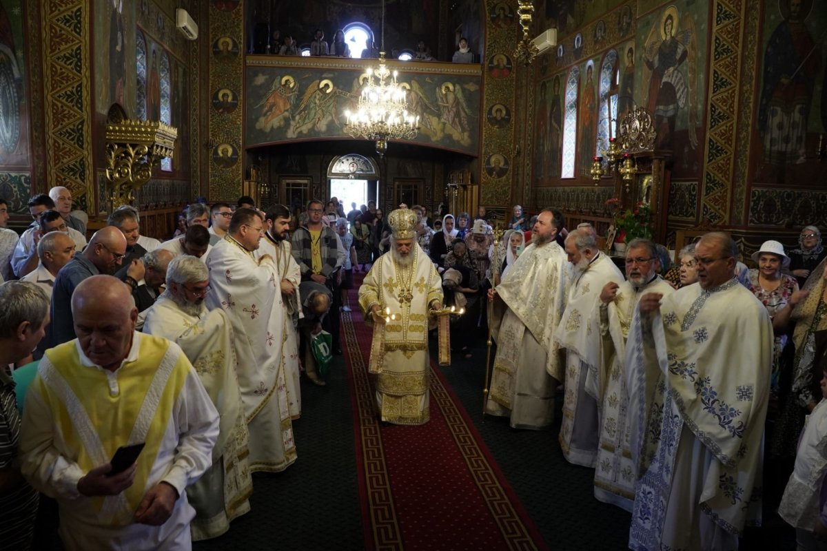 Sfântul Dionisie Exiguul cinstit în biserica sa din Galați 307423