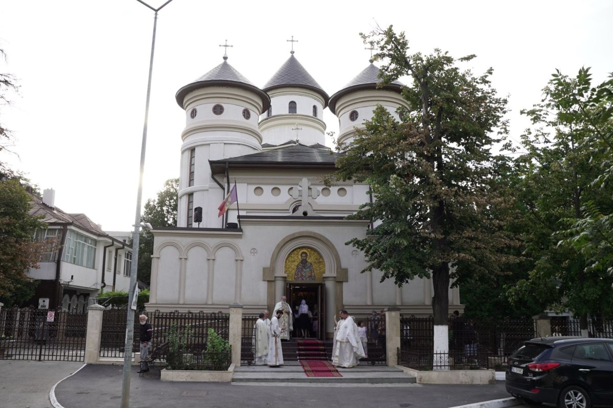 Sfântul Dionisie Exiguul cinstit în biserica sa din Galați 307426