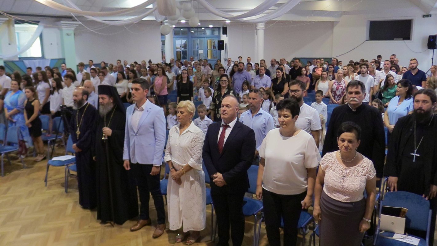 Deschiderea noului an școlar la Liceul Românesc din Giula, Ungaria 307506